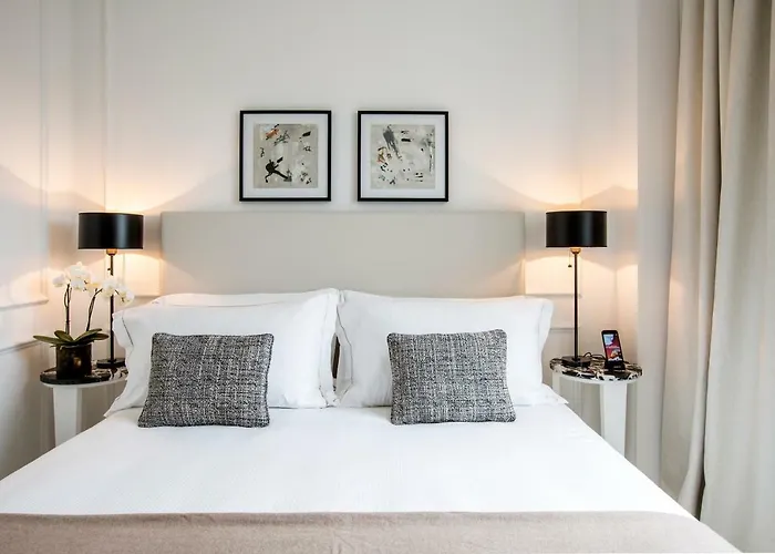 Residenza B Pensión 4*